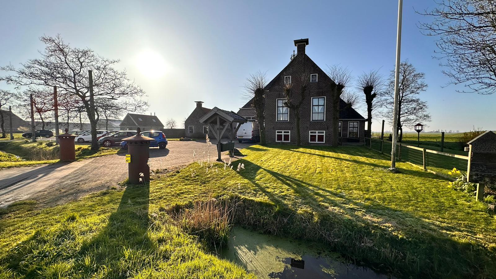 De boerderij van Jungo Care in Tjerkgaast
